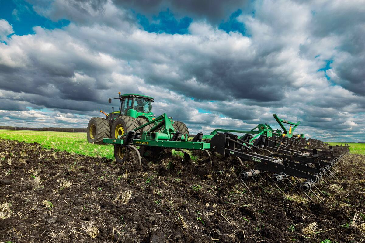 Post-Harvest Soil Optimization: Fall Tillage and Tools